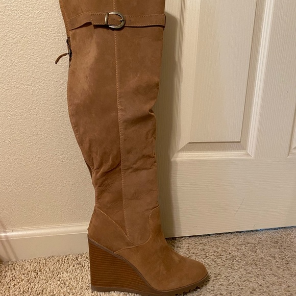 Havannah Wedge Boot from Shoe Dazzle - Picture 3 of 3